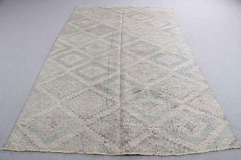 Green & Beige Polka Dot Rug, 5.7x9.4 ft Chic Decor