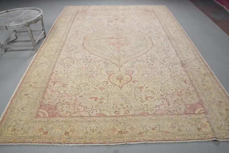 Vintage Türk Halısı, 7.5x11.2 ft Oushak Halı, Sarı Pembe Oryantal Halı - 1