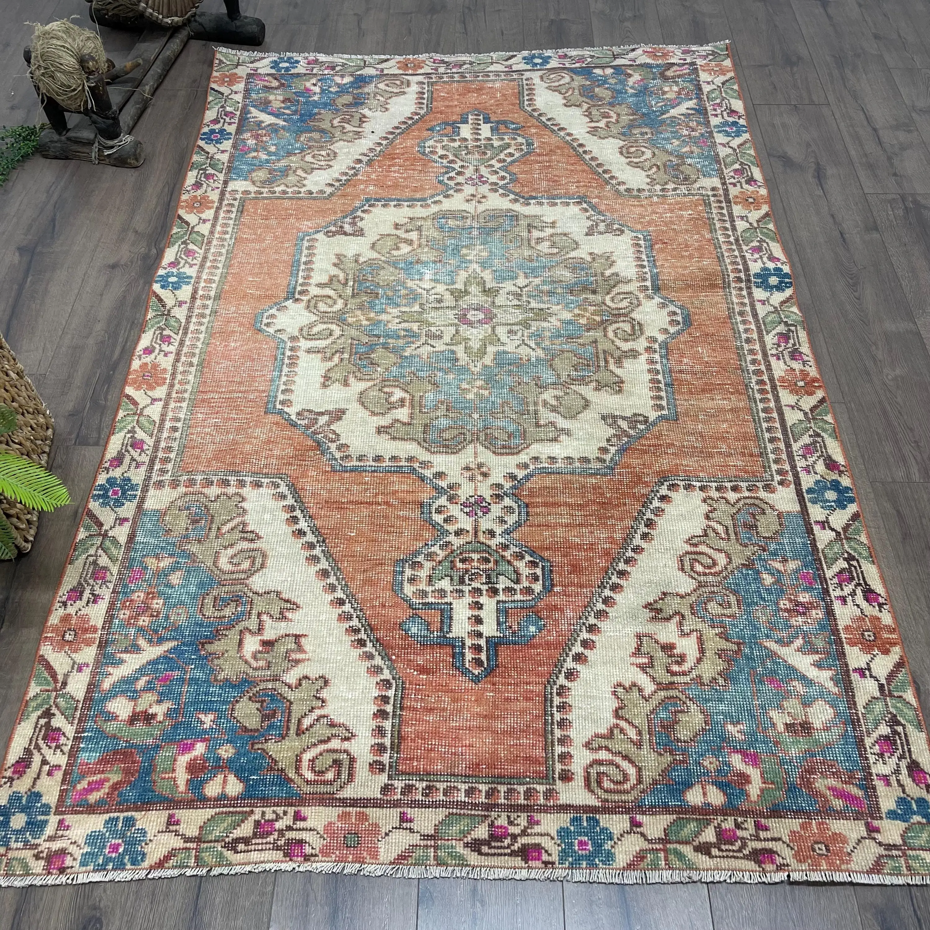 Vintage Turkish Rug 4.5x6.9 ft (137x210 cm), Orange Blue Floral Rug - 1
