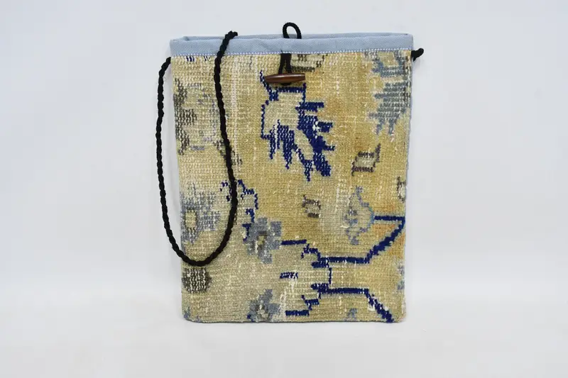 調節可能なストラップキリムバッグ、ミリタリーアールデコウールクロスボディバッグ