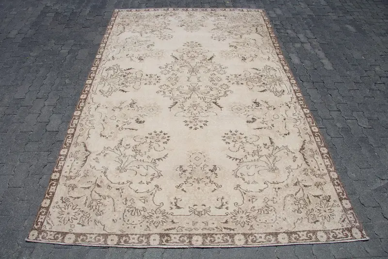 6.7x10.6 ft Oversize Vintage Rug, Turkish Rug, Brown White Wool Rug - 1