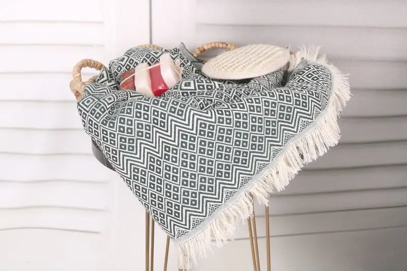Employee Gifts, 70x40 Cotton Diamond Towel, Personalized Turkish Towel, Bachelorette Party Gift, Quick-Dry Beach Towel, Family Gift Basket - 2