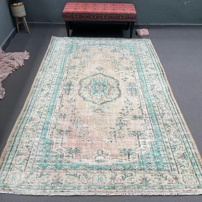 Turkish Vintage Rug, 5.7x9 ft Large Rug, Blue White Animal Print Wool Rug - 1