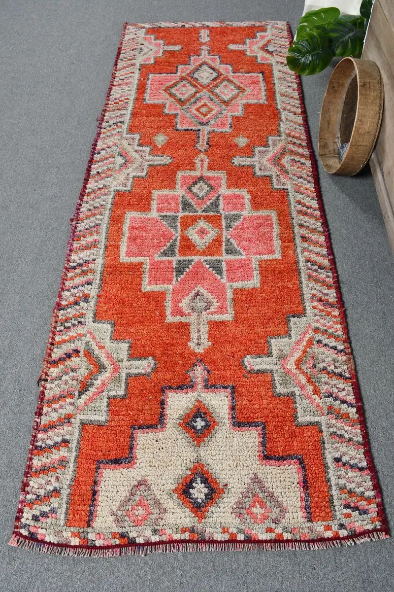 Alfombra con bordes rojos y verdes, decoración elegante de 2,9x8,3 pies