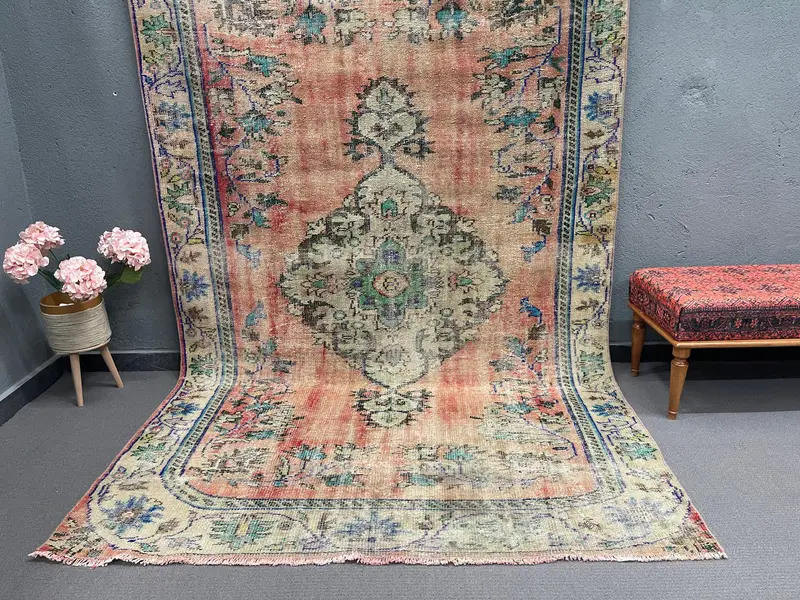 5,9 x 9,6 Fuß türkischer Oushak-Teppich, roter abstrakter Vintage-Teppich aus Wolle - 1