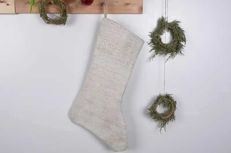 İşlemeli Yılbaşı Süsleri Desenli, 19 İnç Kilim Çorabı