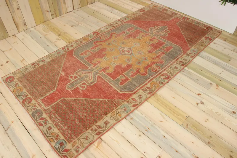 Vintage Türk Halısı 4.3x8.9 ft, Kırmızı Oushak Çiçekli Halı - 1