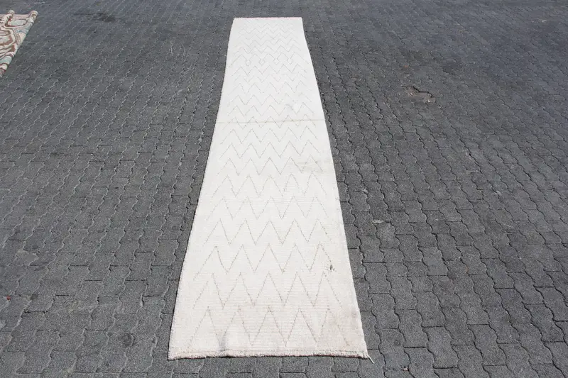 Turkish Vintage Rug, 2.8x16.2 ft Oushak Rug, White Southwestern Wool Rug - 1