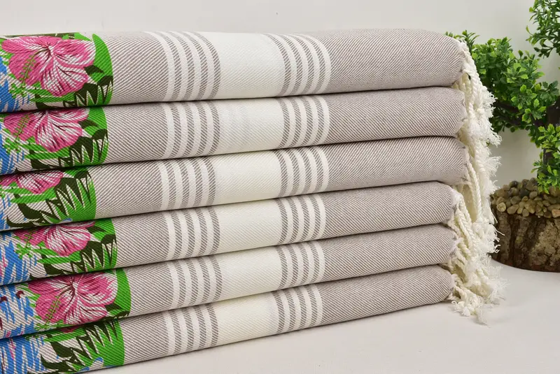 Turkish beach towel, 70x40 Cotton Summer Print Striped Towel, Wedding Favors, Embroidery Towels, Sand-Resistant Peshtemal, Lightweight Turkish towel - 3