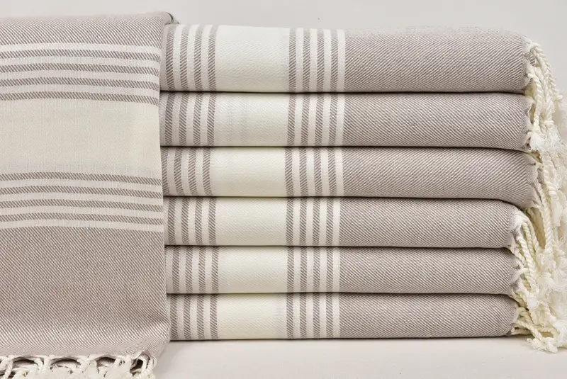 Turkish beach towel, 70x40 Cotton Summer Print Striped Towel, Wedding Favors, Embroidery Towels, Sand-Resistant Peshtemal, Lightweight Turkish towel - 1