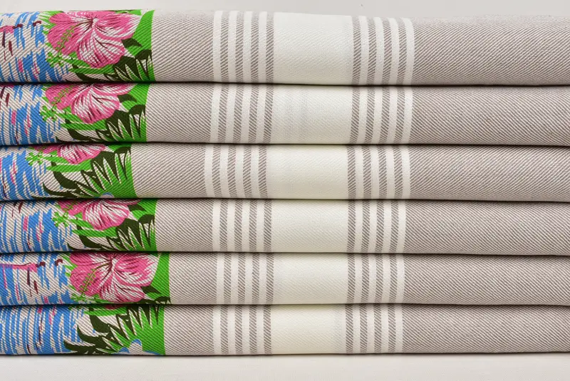 Turkish beach towel, 70x40 Cotton Summer Print Striped Towel, Wedding Favors, Embroidery Towels, Sand-Resistant Peshtemal, Lightweight Turkish towel - 2