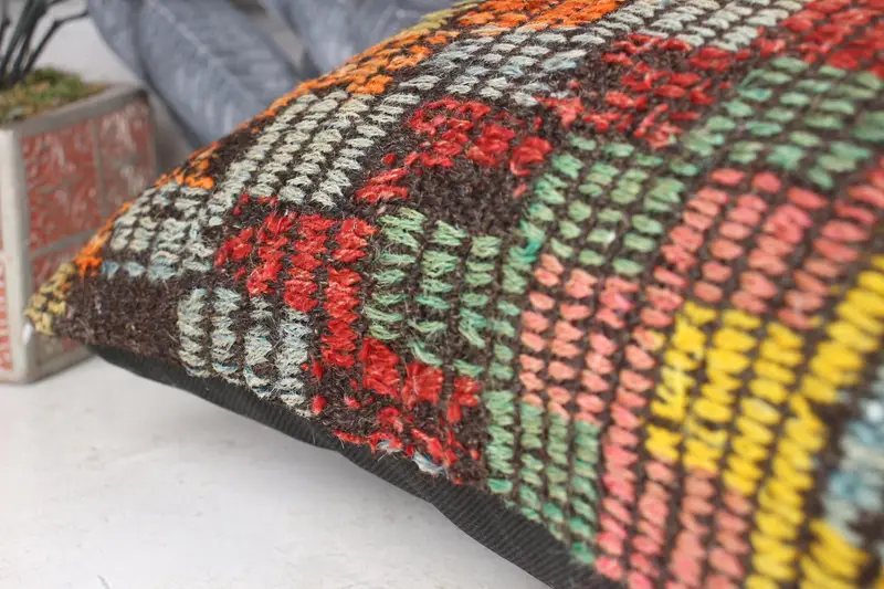 Throw Kilim Pillow, 16x24 Red Cushion Case, Handmade Throw Pillow Sham, Home Decor Pillow, Handmade Kilim Cushion, Pillow Sham - 7