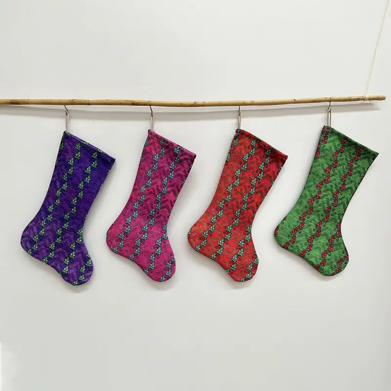 フェスティブノエルプリントストッキング：シックなクリスマス新年ギフト