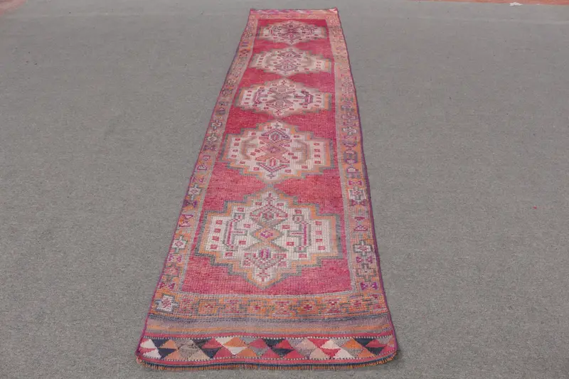 Kırmızı İran Halısı, 11.2x11.15 ft Zarif Bej Vurgular