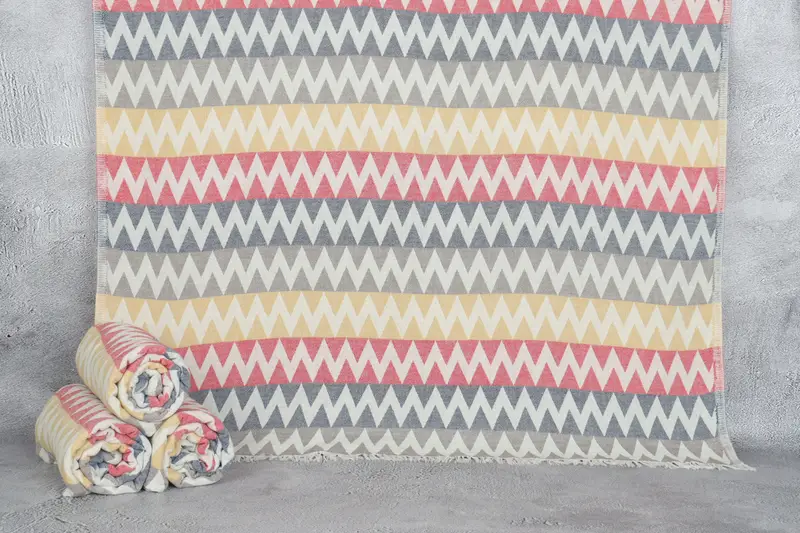 Custom Wedding Gift, Bridesmaid Towel, Bride Gift, Wedding Towel, 70x40 Cotton Zigzag Design Towel, Quick-Dry Beach Towel, Lightweight towel - 2