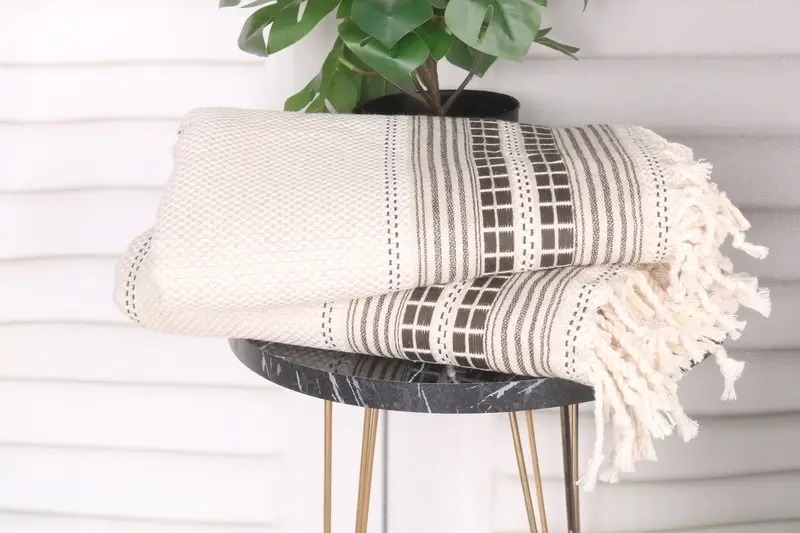 Christmas Favors, Housewarming Gift, Beach Towel Bulk, Home Decor Gifts, Scarf Towel, Bachelor Party Favors, 68x40 Linen Striped Towel, Travel towel - 3