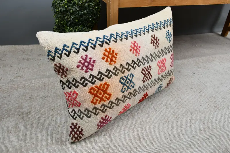Handmade Kilim Cushion, Living Room Throw Pillow, Gift Pillow, Pillow Sham, Turkish Kilim Pillow, 16x24 Beige Pillow, Pastel Pillow Sham - 7