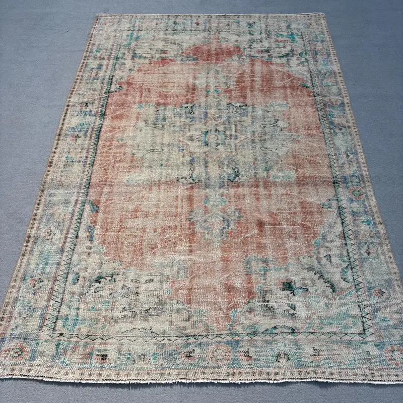 Alfombra turca vintage de 6x8,5 pies, alfombra de lana de patchwork rojo Oushak - 1