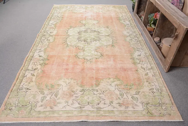 Turuncu Halı, Yeşil Desenli 5,9x10 ft