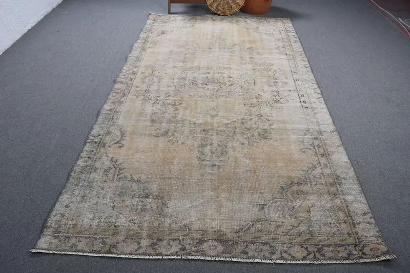 Vintage Türk Halısı, 5.3x9.4 ft Büyük Halı, Kahverengi Oushak Oryantal Halı - 1
