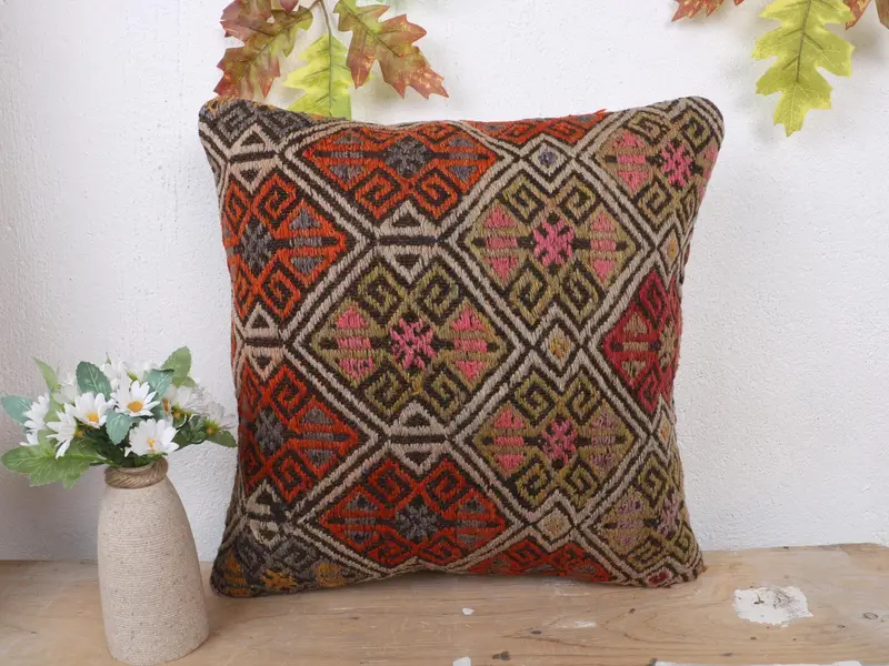 Grünes und rotes Leinen-Wurfkissen, besticktes quadratisches Vintage-Kissen