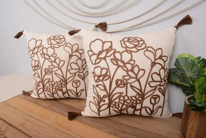 Handgefertigtes besticktes Kissen im Südwesten, quadratisches Vintage-Wurfkissen