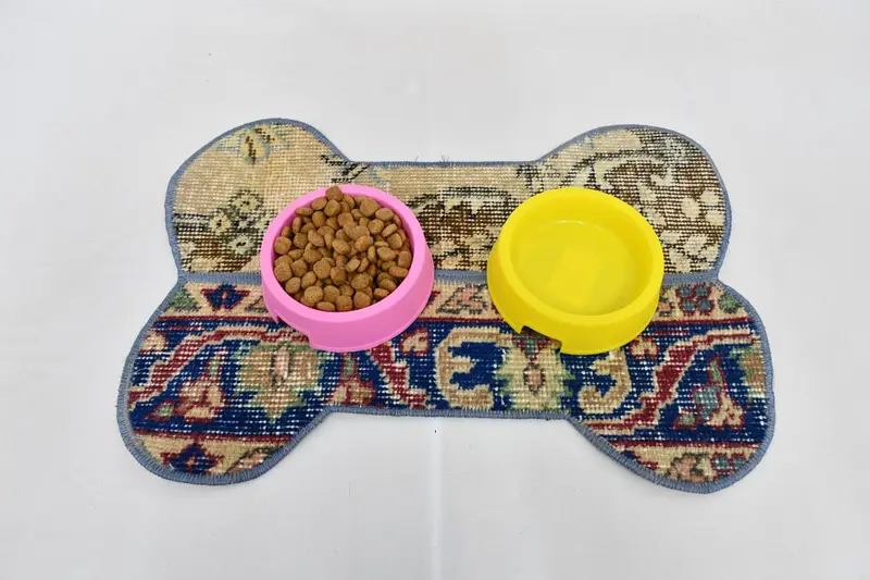 Orta Mavi ve Kahverengi Evcil Hayvan Matı, Kaymaz Köpük Dolgulu Pamuklu Ped