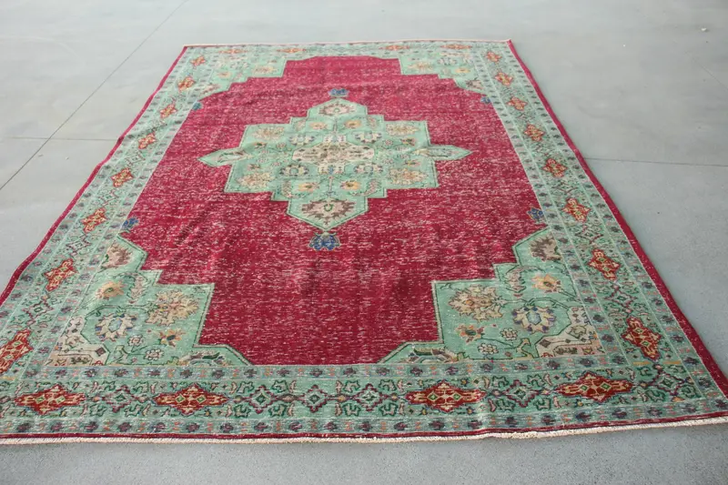 Vintage-Übergröße-Teppich 7,4 x 10 Fuß, rot-grün karierter Teppich aus Wolle - 1