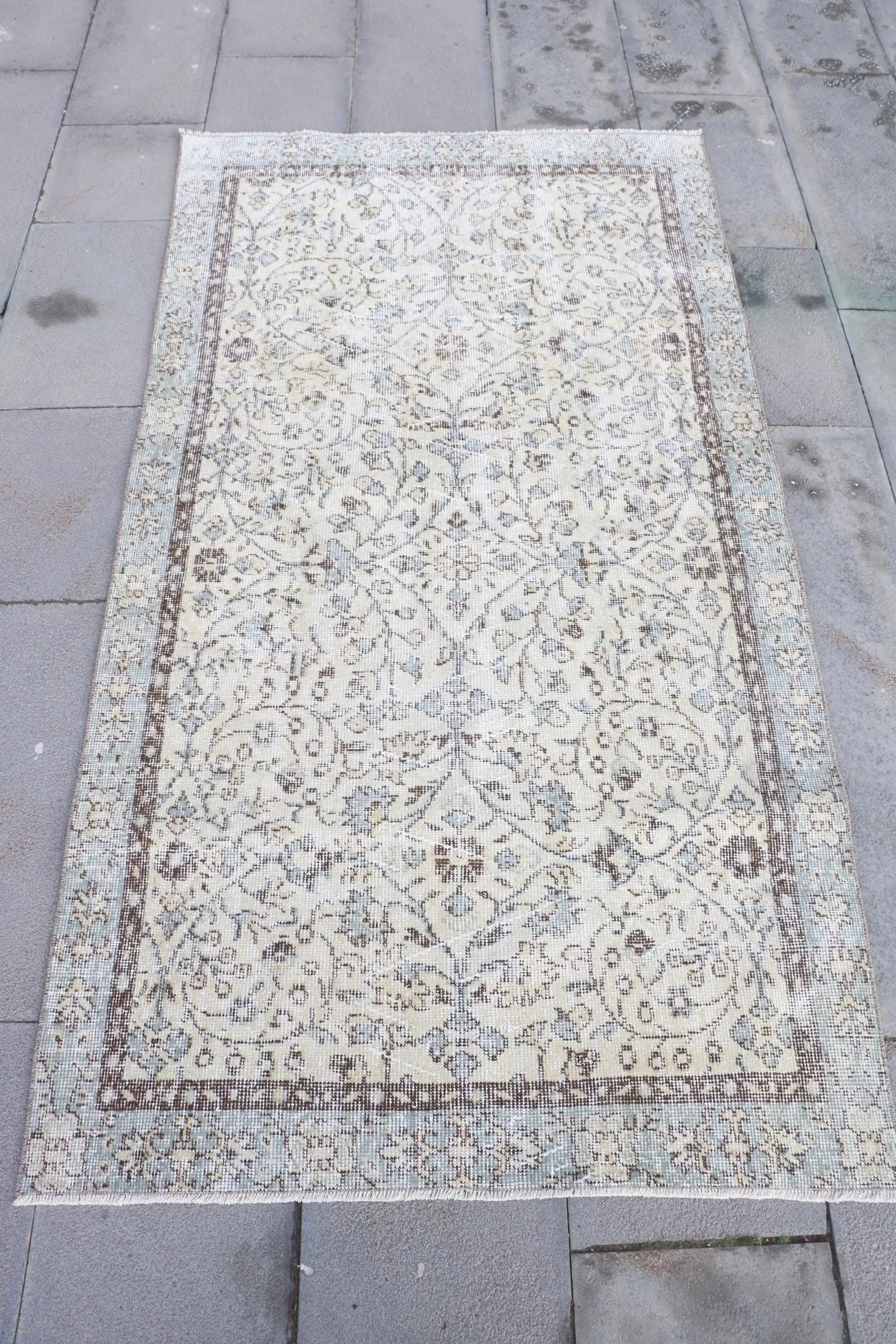 Vintage Türk Vurgulu Halı 3.37x6.4 ft, Beyaz Fas Halısı Yün - 1