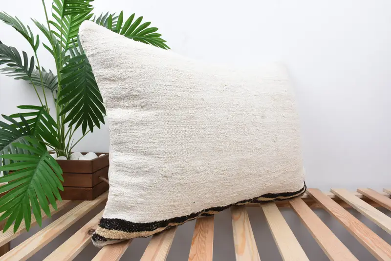 Vintage Kilim Throw Pillow, Interior Designer Pillow, Throw Kilim Pillow, Cushion Case, Bench Pillow Cover, 20x28 White Cushion - 4