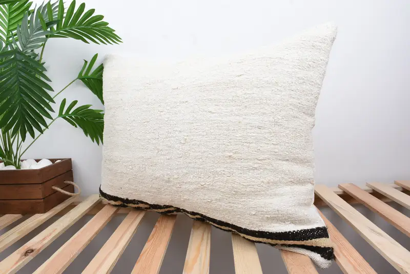 Vintage Kilim Throw Pillow, Interior Designer Pillow, Throw Kilim Pillow, Cushion Case, Bench Pillow Cover, 20x28 White Cushion - 5