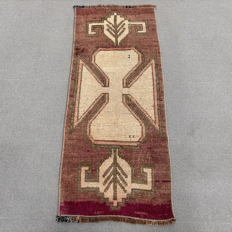 Brown Camouflage Rug, 1,1x3,2 ft Beige Accent