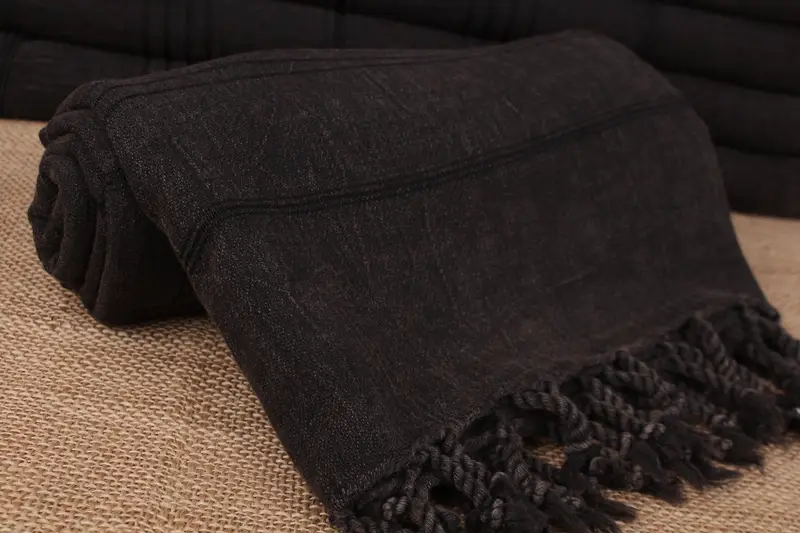 Toalla lavada a la piedra a rayas, toalla de algodón negro de 36x63 pulgadas