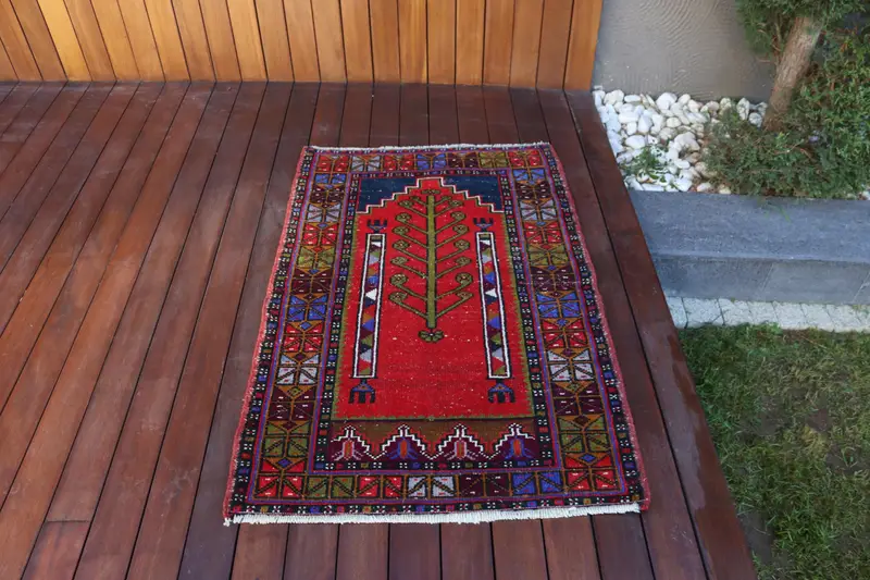 Türk Küçük Halı 2.6x3.9 ft, Kırmızı Mavi Çiçekli Halı Yün - 1