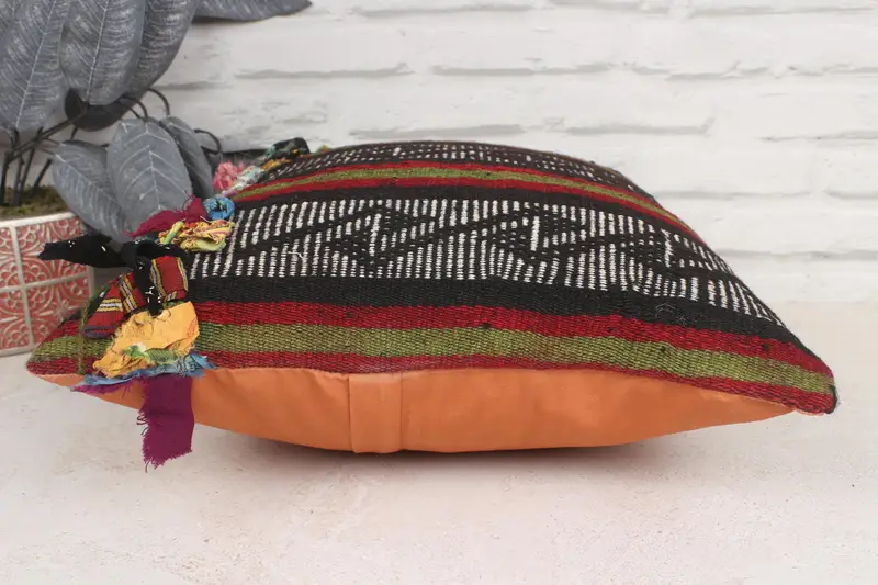 Pillow Case, Home Decor Pillow, Vintage Kilim Throw Pillow, Muted Pillow, Garden Cushion Case, Interior Designer Pillow, 16x16 Red Cushion Case - 5