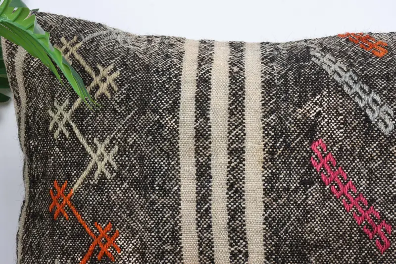 Pattern Throw Cushion Cover, Pillow, Pillow for Couch, Couch Pillow Case, Boho Chic Pillow Sham, Vintage Pillow, 16x24 Brown Pillow, Antique Pillows - 2