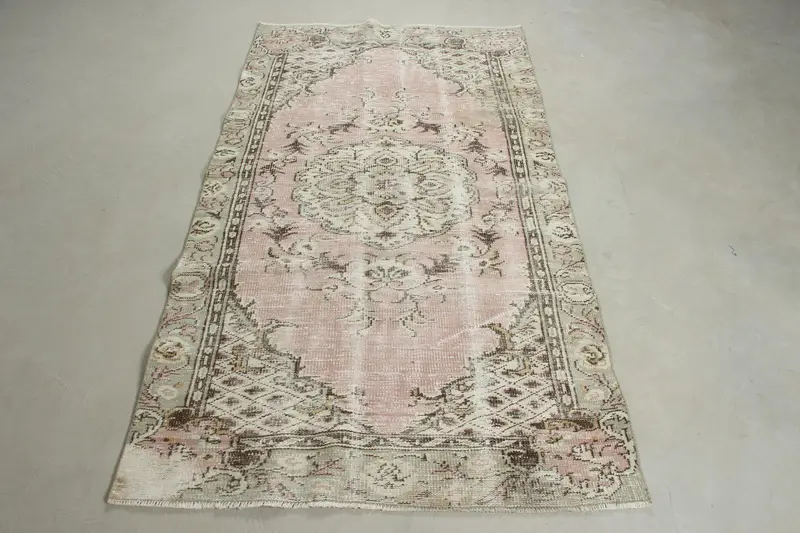 Pink Rug with Green Accents, 3.7x6.7 ft Elegant Decor