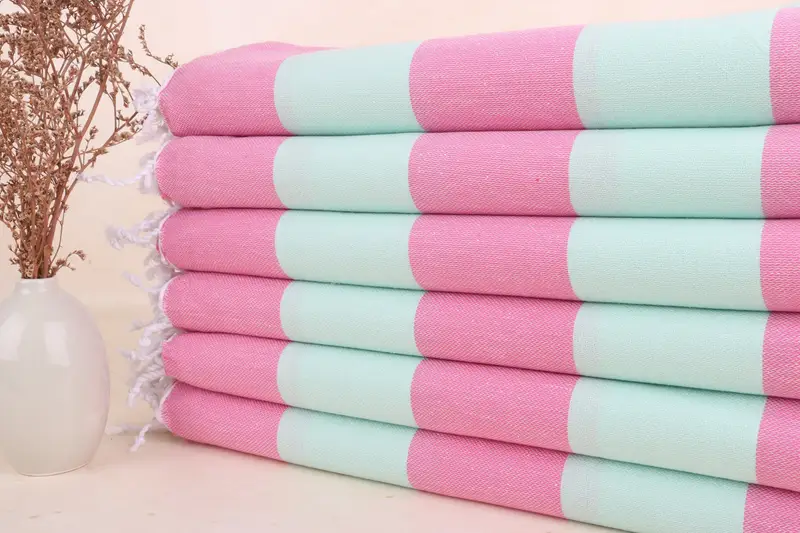 Personalisiertes Strandtuch Fuchsia-Mint gestreift, 40x71 Zoll