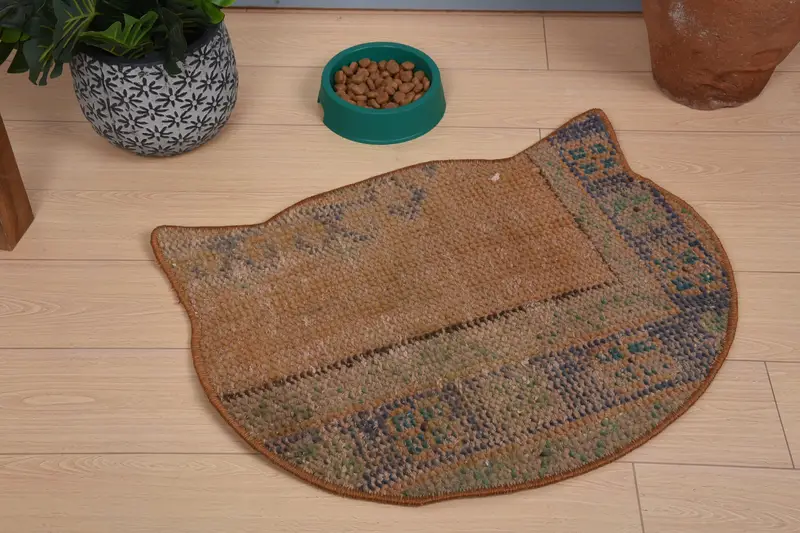 Bohemian Round Placemat, Orange and Bronze Wool Mat