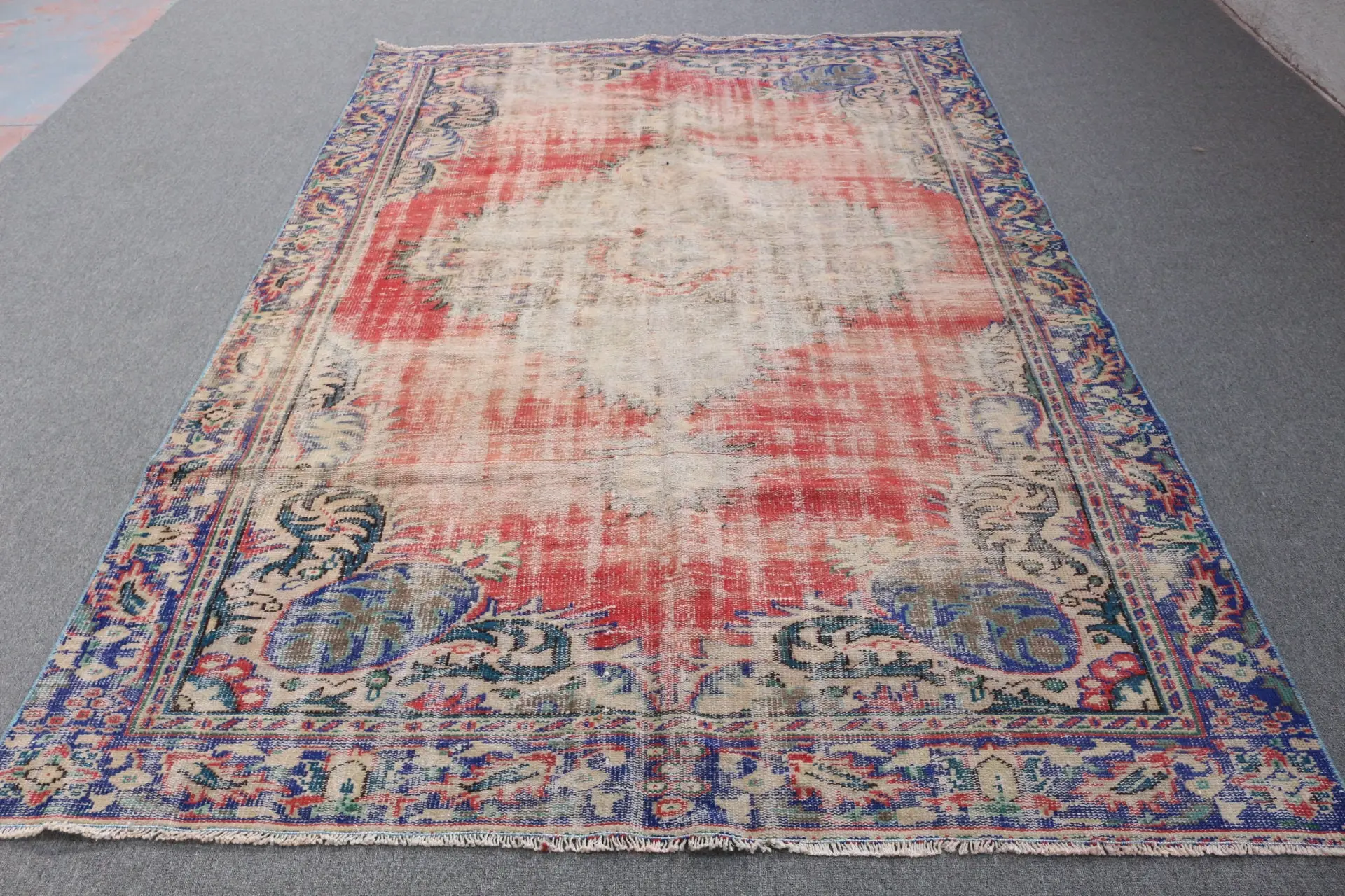 Turkish Large Rug 6.3x9.9 ft (193x302 cm), Red Oriental Vintage Rug - 1