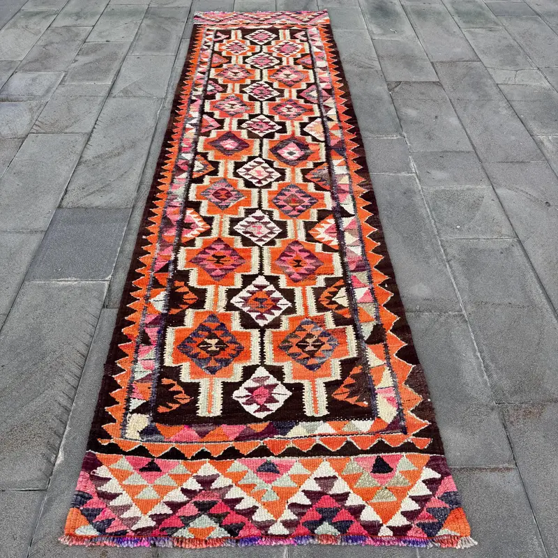 Vintage Halı, 3.1x11.4 ft Türk Halısı, Turuncu Pembe Hayvan Baskı Yün Halı - 1