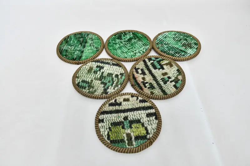 Zarif Bej ve Yeşil Bardak Altlıkları, Premium Etnik Kilim Bardak Altlığı Seti