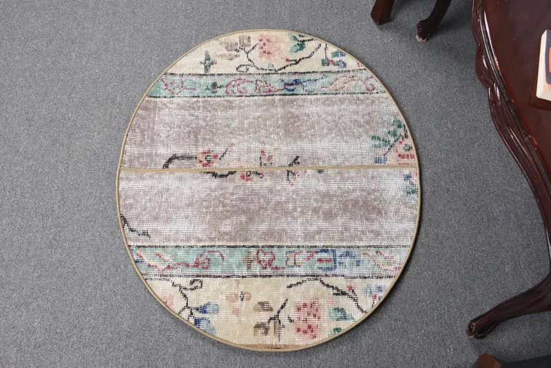 Bronze Abstract Rug, 2.5x2.9 ft Green Accent