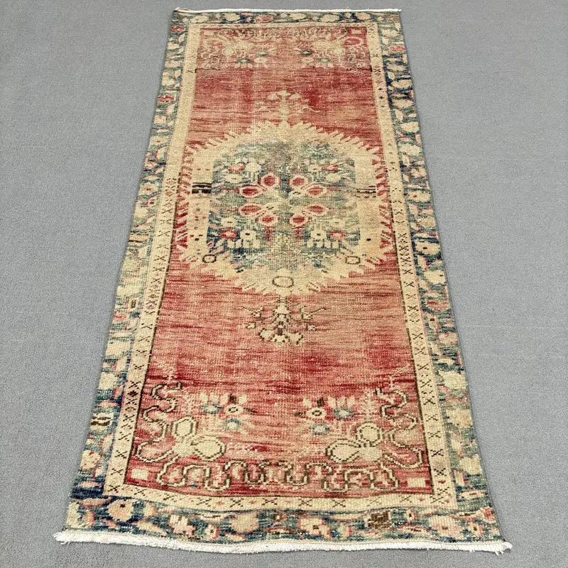 レッドオンブレラグ、2.2x5.8フィートのエレガントでモダンな装飾