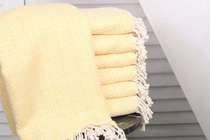 Wedding Gift Light Yellow Diamond Towel 40x71 Inches