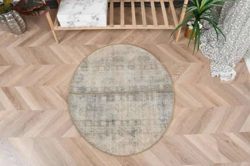 2.5x2.9フィートベージュラグ、エレガントなイカットパターン