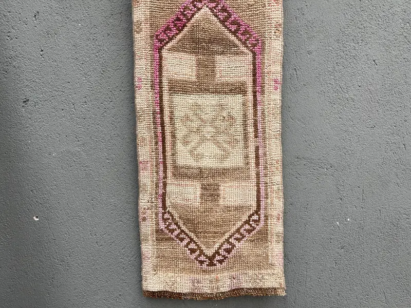 1.4x3.1 ft Vintage Oushak Halı, Türk Halısı, Kahverengi Ombré Yün Halı - 1