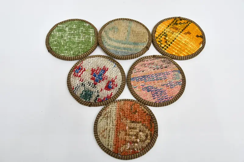 Posavasos redondos bohemios, posavasos verdes y naranjas