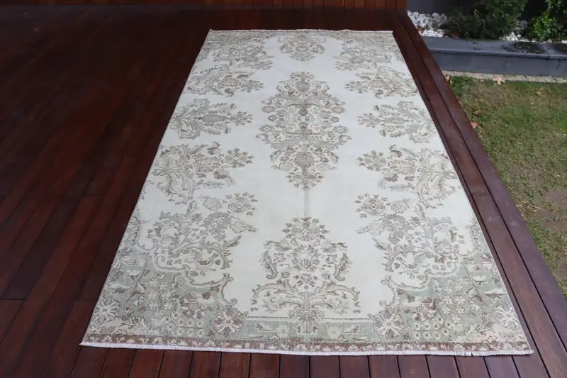 Alfombra vintage de 4,8x9,4 pies, alfombra grande turca, alfombra de lana Ikat blanca - 1