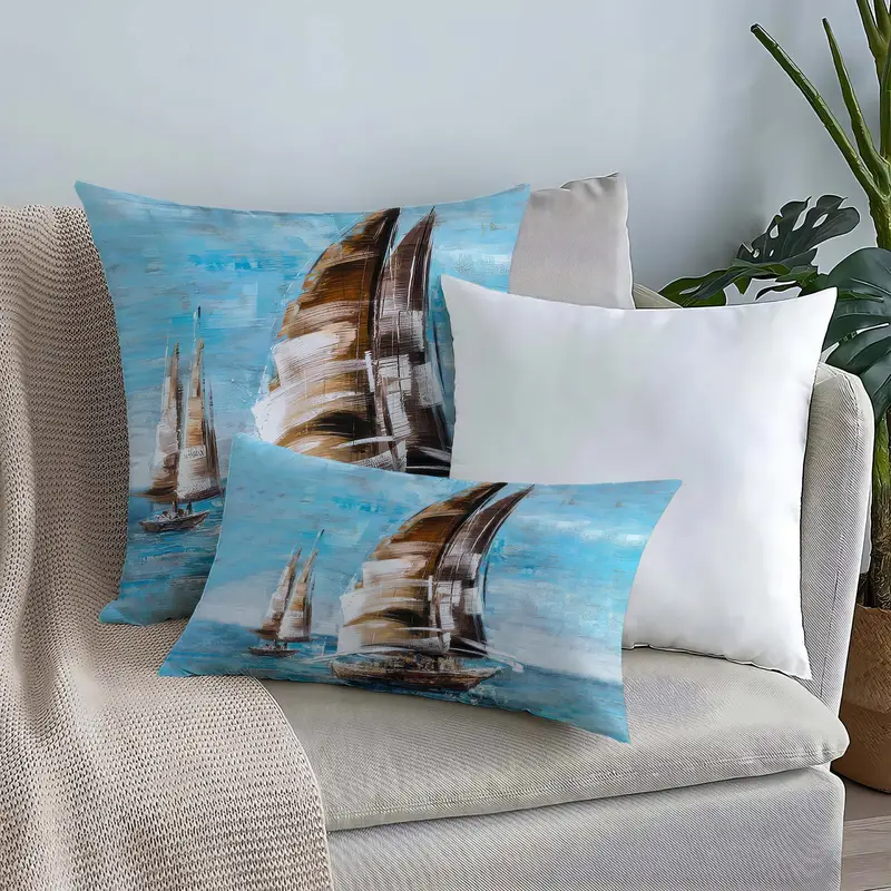 Bedrucktes Kissen mit Meereslandschaft in Küstenblau – moderne Bürodekoration